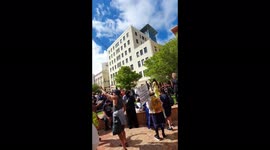 New Zealand: Thousands Of Anti-Vax Mandate Protesters March In Wellington