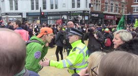 Extinction Rebellion booed as they crash Lord Mayor's Show in City of London