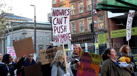 Large crowd for March for Midwives protest in Manchester