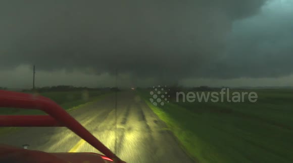 Stormchasers escape huge wedge tornado in Canada