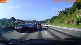 IDIOT ON THE ROAD: Careless truck driver didn’t pay attention and swaps lane at last second causing crash (Dashcam Video)