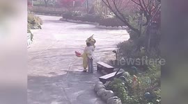 Off-duty mascot performer comforts crying girl in eastern China