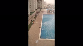 Residents blown off their feet in dramatic fashion as 130 kph winds rip through Istanbul