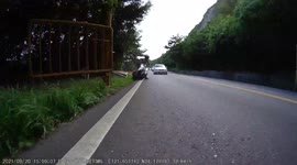 INSTANT KARMA: Reckless moped rider attempts to overtake and crashes instead (Dashcam Video)