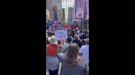 Thousnads of protesters return to Melbourne, Australia for Freedom March