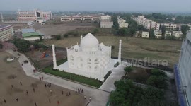 Tajmahal Replica House Gifted By Indian Businessman to his wife in Burhanpur, India