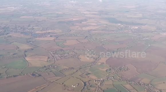 English Aerial Scenery As Seen From Airplane + Plane Landing to London Airport