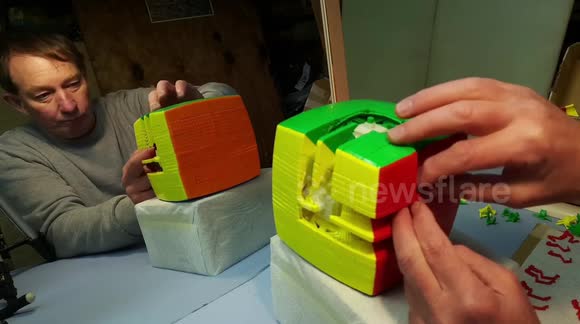 Puzzle enthusiast spends a week assembling HUGE 2,709 Rubik's Cube