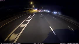 Car Driver decides last moment to take exit by cutting in front of 44t truck