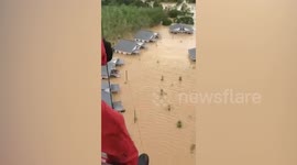 Flood victims rescued by helicopter in Malaysia