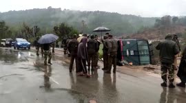 Border security offer killed in bush crash in northern India