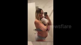 Fitness influencer who lifted 225lbs WEEKS after giving birth shares amazing postpartum transformation
