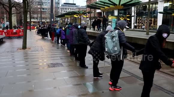 Protesters in Manchester join hands in miles-long human chain for Hong Kong