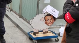 Protest by the SAM (Société Aveyronnaise de Métallurgie) after the closure of the foundry. 12 jan 2022. 13h. Ministery of Economy. Paris.