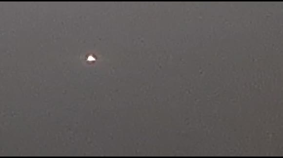 Huge Astroid goes past the Earth and lights up the night sky