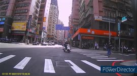 POLICE CHASE: Clueless pedestrian receives ticket for crossing a Toucan crossing (Dashcam Video)