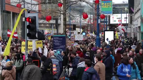 Anti vaccine-mandate protest sets off in Manchester, amid looming NHS worker deadline