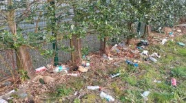 Rubbish thrown everywhere