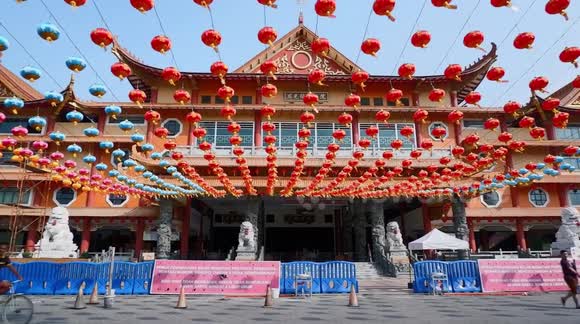 Indonesians get ready for Lunar New Year celebrations