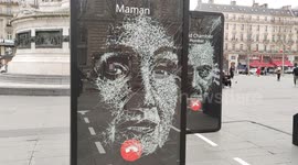 Road Safety organizes an exhibition to fight against the use of telephones while driving