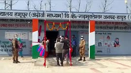 Regional polls open in Uttar Pradesh for the first fase, there are strong arrangements for the safety of those who cast their vote