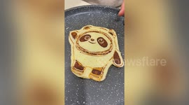 Chinese woman makes Winter Olympic-themed pancakes