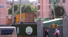 subway construction made residential buildings cracks, google location:39.875985, 116.451956.