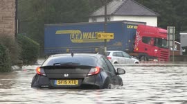 Vehicles stranded in floodwaters after Storm Franklin hits Derbyshire in UK