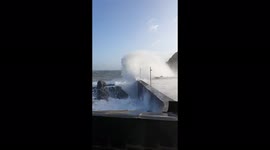 Strong winds and high waves as Franklin Storm hits Ilfracombe, UK