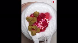 'This footage of a 'Fold Tart Berry' slime being stretched and pressed is straight-up TRANQUILIZING
'