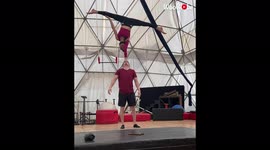 'Creative acrobatic duo trains for a JAW-DROPPING hand-to-head sequence '