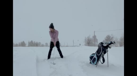 Canadian prairie girls tee up for the spring golf season in winter conditions