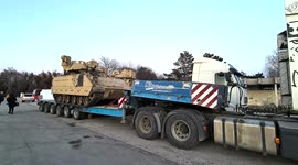 Tanks possibly bound for Ukraine line up at Bulgarian-Romanian border