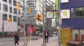 Toronto supports Ukraine by erecting 