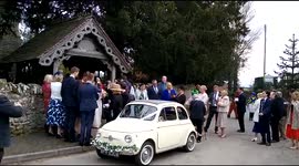 British jockeys get married with inflatable horse as one of the special guests