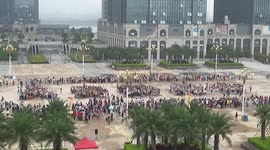 555 pairs of twins gather for fun in southern China