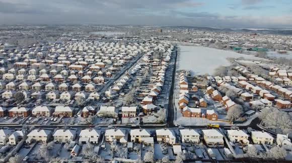 Drone footage reveals North Yorkshire town blanketed in snow