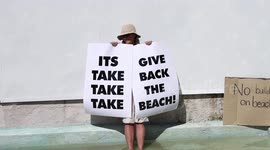 Protests as Cape Town restaurant closes beach to public