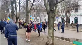 Russian military fires gunshots during peaceful rally in Kakhovka, Ukraine