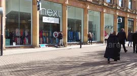Harvey Powell singing live on the main shopping street in Harrogate UK