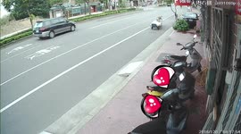 Brutal Accident: Truck driver pulls in without checking mirrors and wipes out rider (Dashcam Video)