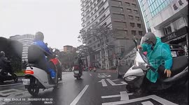 Accident: Moped rider loses control then collides with a parked BMW (Dashcam Video)