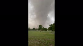 Texas tornado tatters central area of Lone Star State