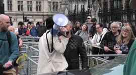 Traffic blocked at Parliament Square during protest against Online Safety Bill