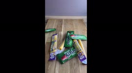 Cheese and pepperoni garlic sticks