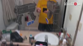 'Metaverse enthusiast delves into action with the help of HoloLens 2 '