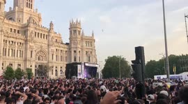 Real Madrid celebrate their 35th title at Plaza de Cibeles in Madrid