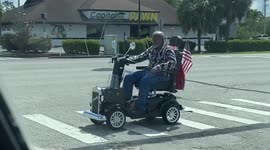 Custom Rolls Royce cart cruises through the streets of Miami!!