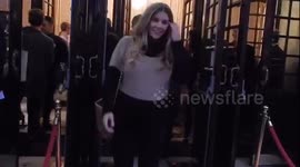 Imogen Thomas shows pregnancy at musical