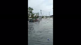 Embankment Broken Water Rob Floods One Company Semarang, Central Java